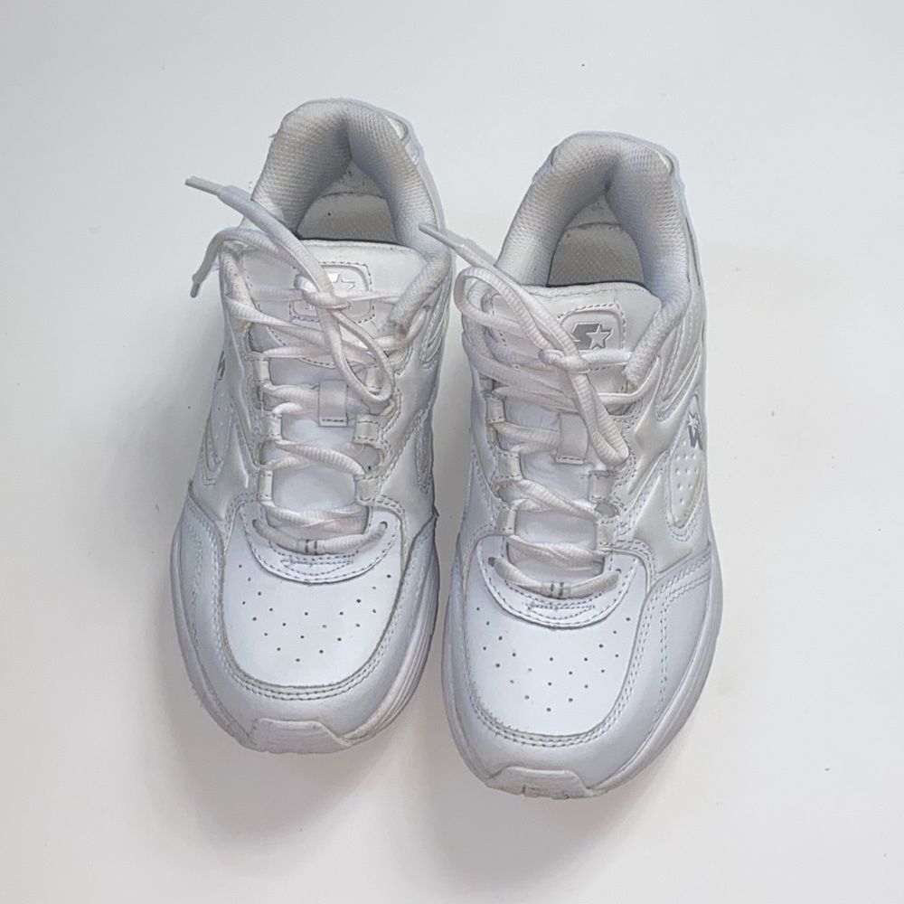 STARTER SHOES SIZE 7.5 UNISEX